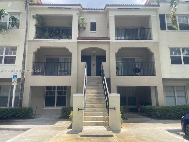 Foto del edificio - 5960 W Sample Rd