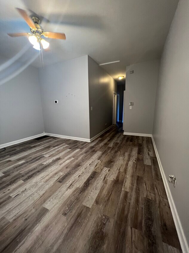 Foto principal - 8632 S Sangamon St