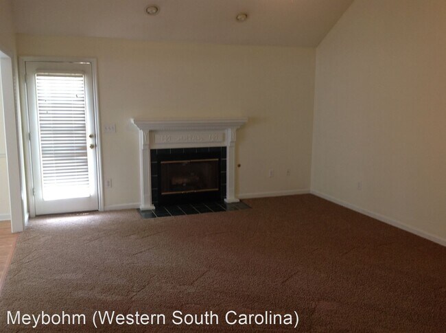 Building Photo - 3 br, 2 bath House - 494 Old Walnut Branch