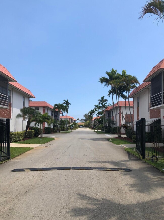Foto del edificio - 3550 NW 8th Ave