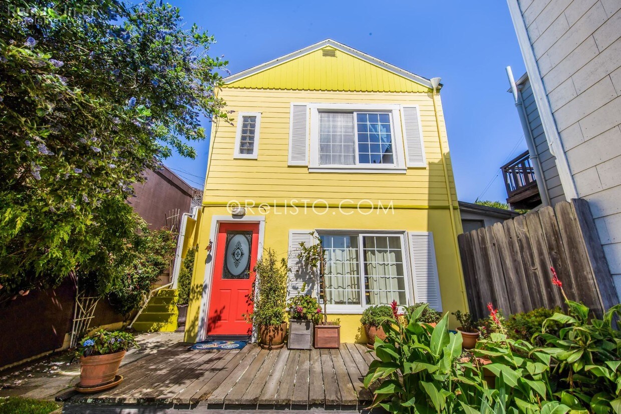 Primary Photo - 166 Sussex St