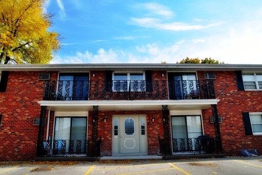 Building Photo - 1673 Lenwood Ave