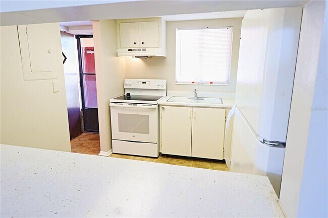 Building Photo - 4228 Heron Way
