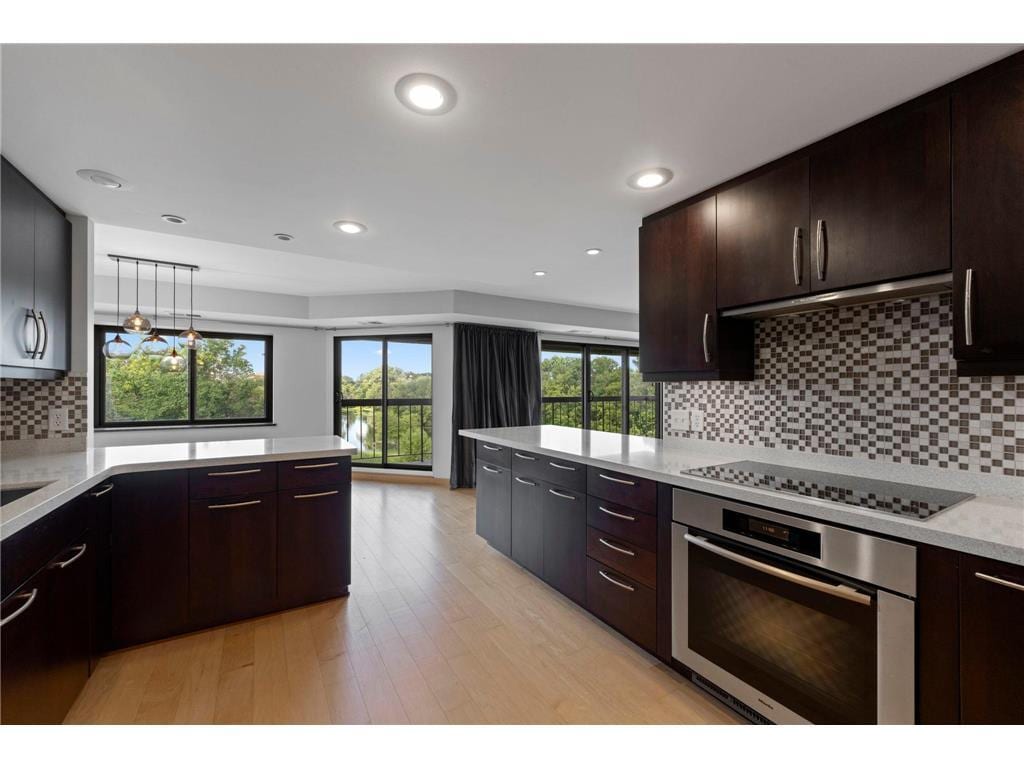 Foto principal - 2885 Knox Ave S