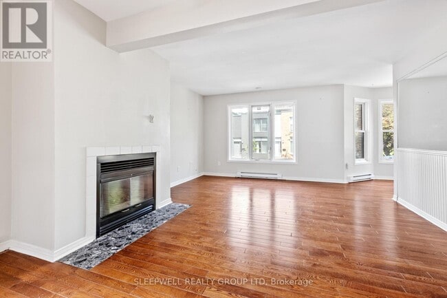 Building Photo - 232 Rue Wilbrod St