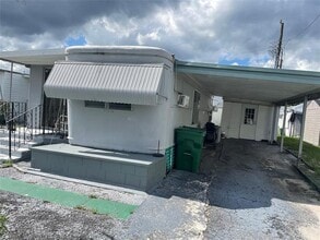 Building Photo - 8633 SW 15th Ct