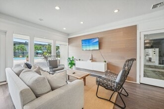 Building Photo - Atlas at Bay Point