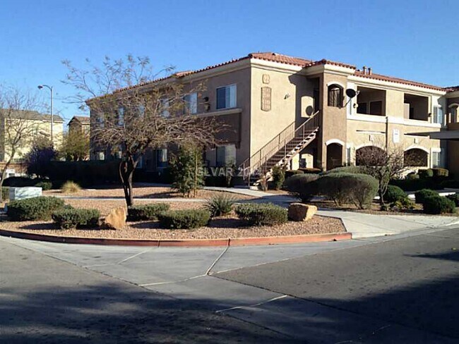 Foto del edificio - 10245 S Maryland Pkwy