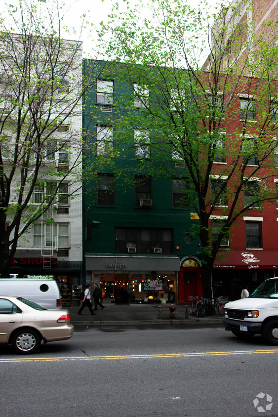 Building Photo - 210 W 14th St