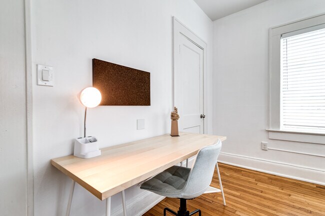 Foto del edificio - 2224 SW 6th St