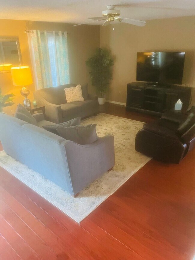 Foto del edificio - Move- In Ready