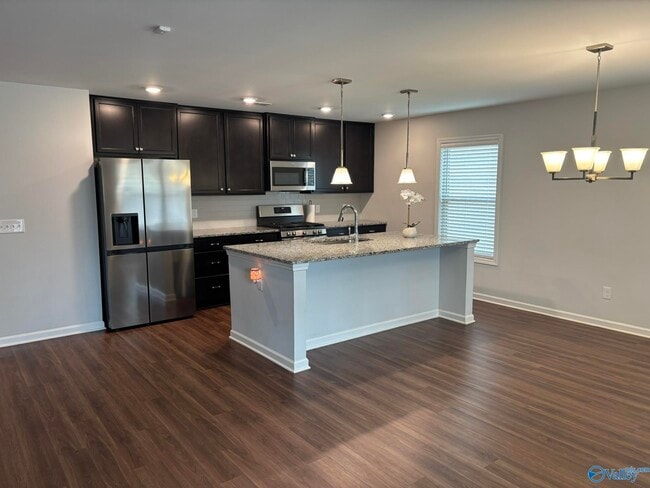 Foto del edificio - 227 Shubert Dr