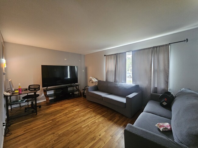 Foto del edificio - 258 Larkin Ct