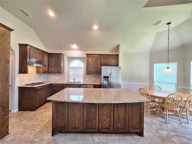 Building Photo - 14117 Signal Hill Dr