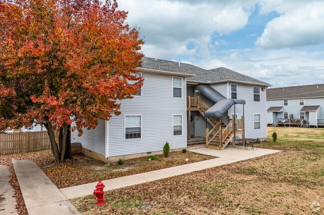 Building Photo - Peachtree Apartments