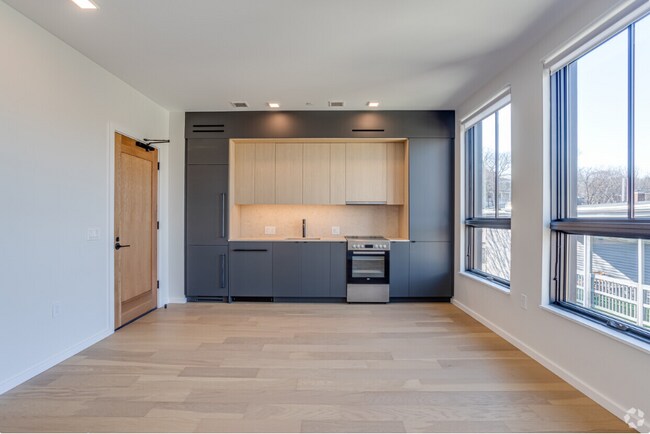 Building Photo - 15 Burney St