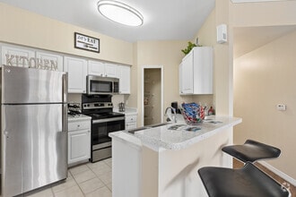 Interior Photo - Westbury at Lake Brandon