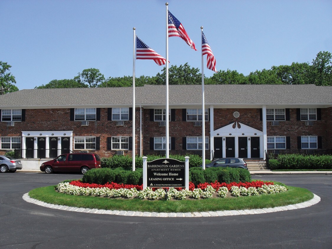 Barrington Gardens 69 Belaire Ct Matawan, NJ