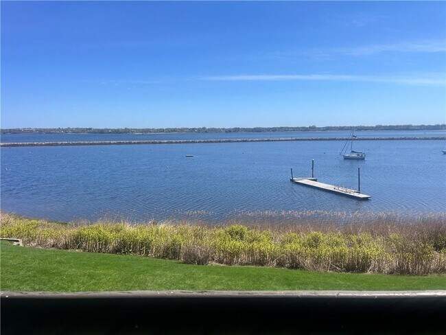 Foto del edificio - 400 Narragansett Pkwy