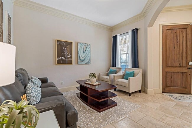 Building Photo - 5213 Fort Buckner Dr