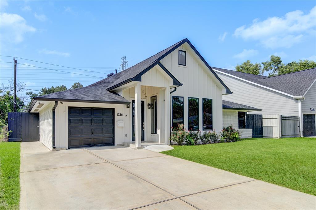 Primary Photo - 1726 Stonecrest Dr