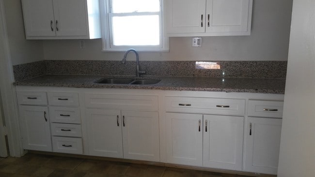 Cocina - 1941 Butler Ave