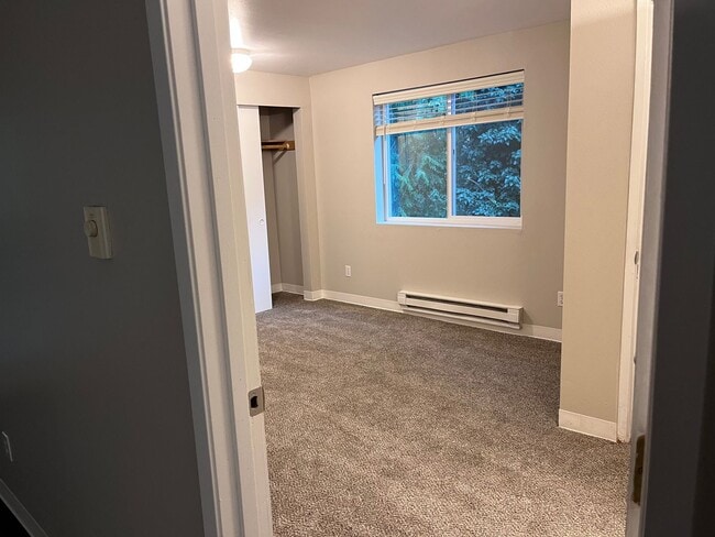 Building Photo - Beautiful Forest Views From The Top Floor and a Great Deal!! $900 Off Your First Full Month!