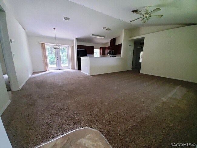 Foto del edificio - 3880 E Byrd St