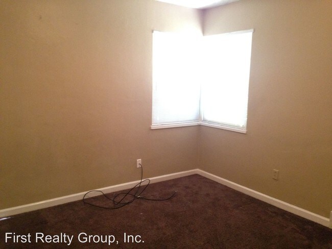 Foto del edificio - 3 br, 1 bath House - 1617 Kipling Drive