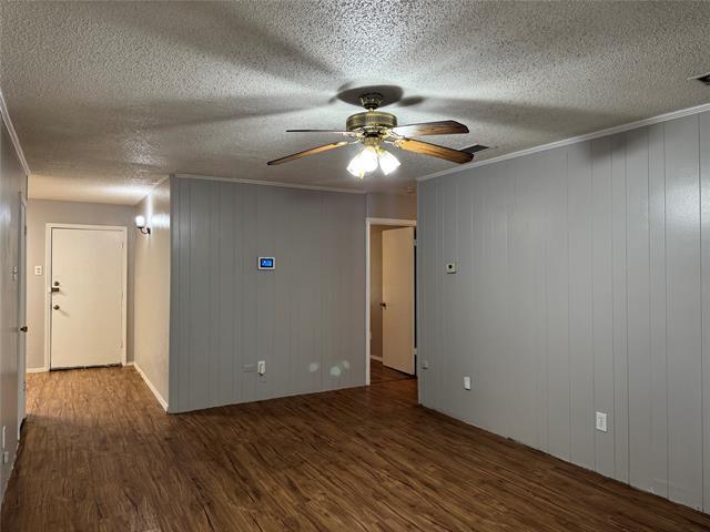 Foto del edificio - 10422 Castlerock Dr