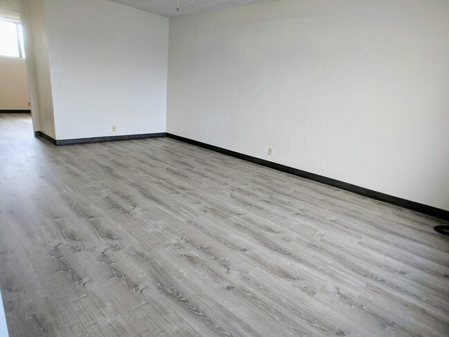 Foto del edificio - 855 Olokele Ave