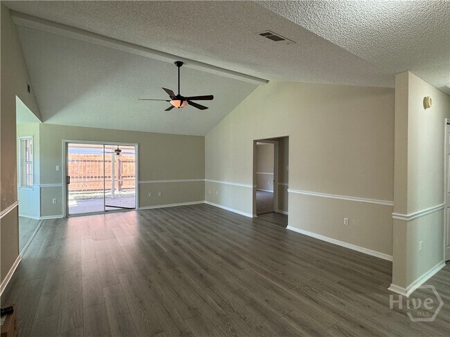 Foto del edificio - 43 Teal Lake Dr