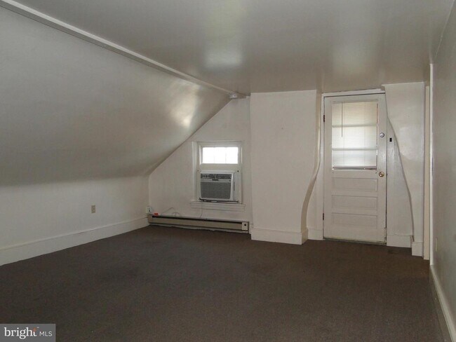 Foto del edificio - 2118 Allentown Rd
