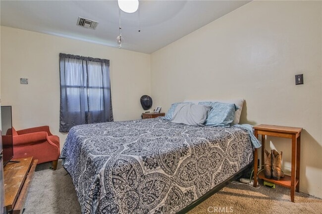 Foto del edificio - 13912 Regentview Ave