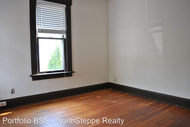Building Photo - 1236 Neil Ave