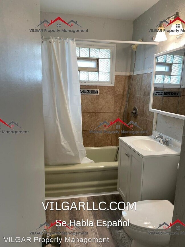 Foto del edificio - 3 br, 1 bath House - 4401 W 21st Pl