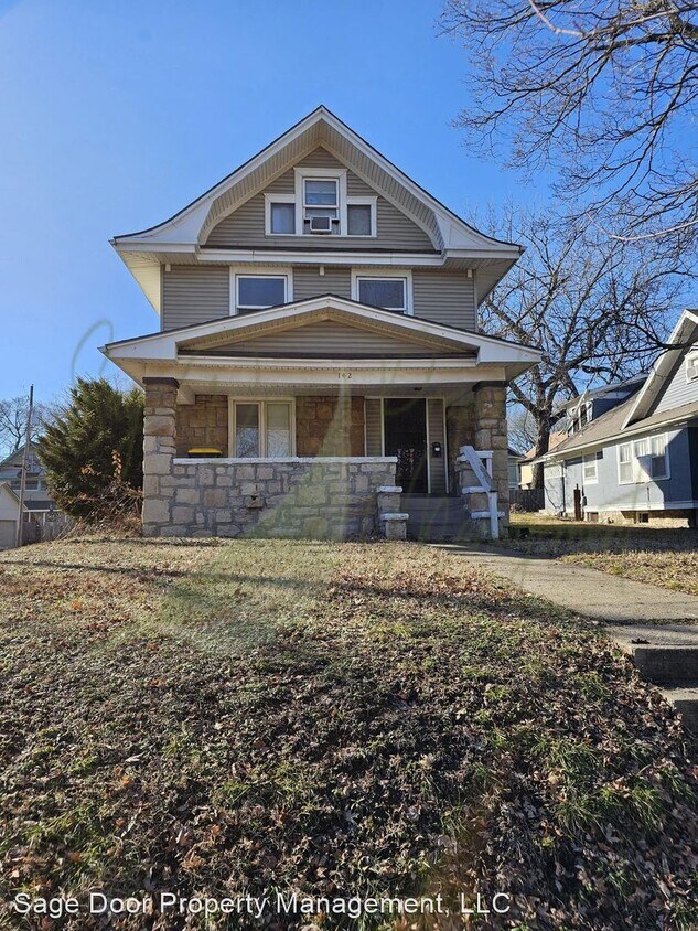 Foto principal - 3 br, 1 bath House - 142 Lawn Avenue