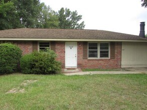 Building Photo - 102 Phifer St
