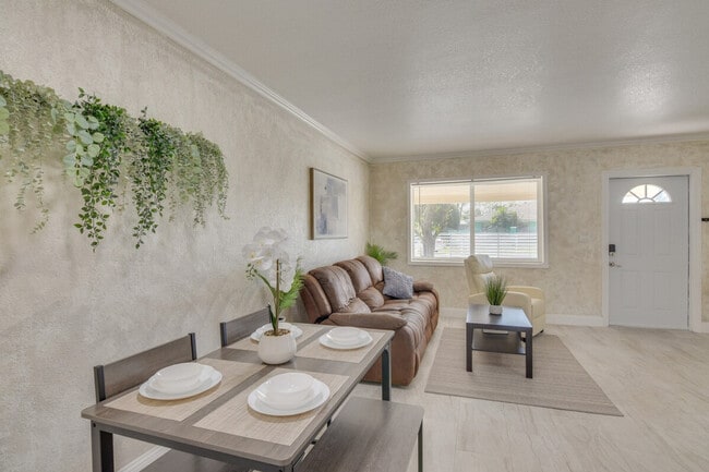 Foto del edificio - 16201 NW 39th Ct