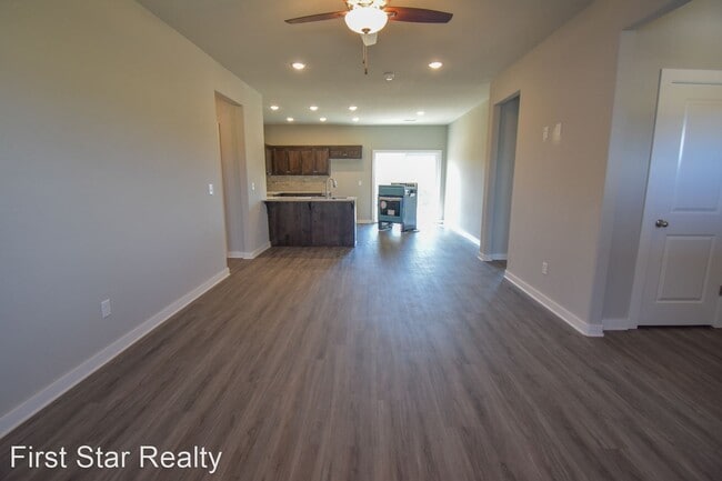 Building Photo - 3 br, 2 bath House - 29 W Chikasaw Rd