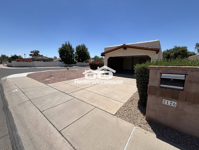 Foto del edificio - 2126 N Villas Ln