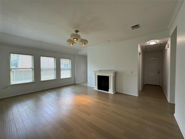 Building Photo - 6809 Crestone Rd