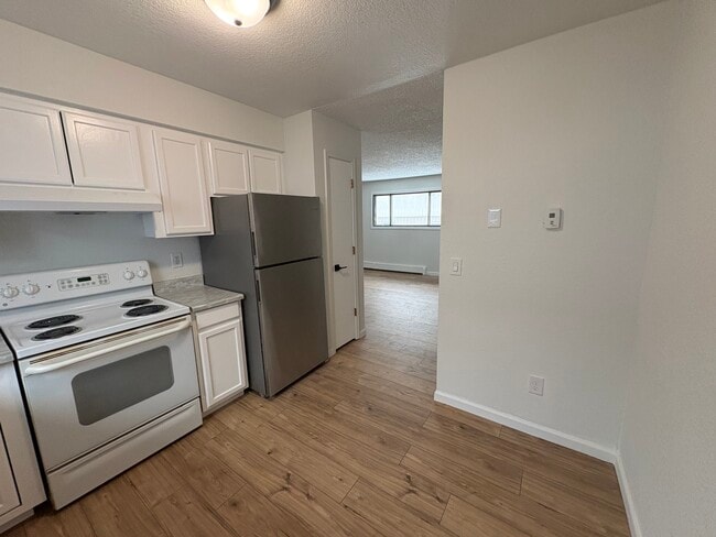 Foto del edificio - 366 Flower St