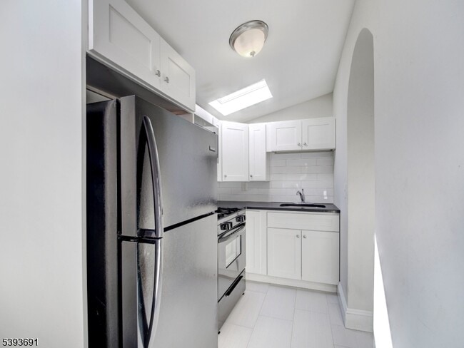 Foto del edificio - 222 Lafayette Ave