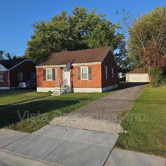 Photo - 1021 W Indian Trail House