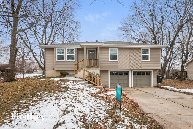 Building Photo - 16512 Greenwald Dr