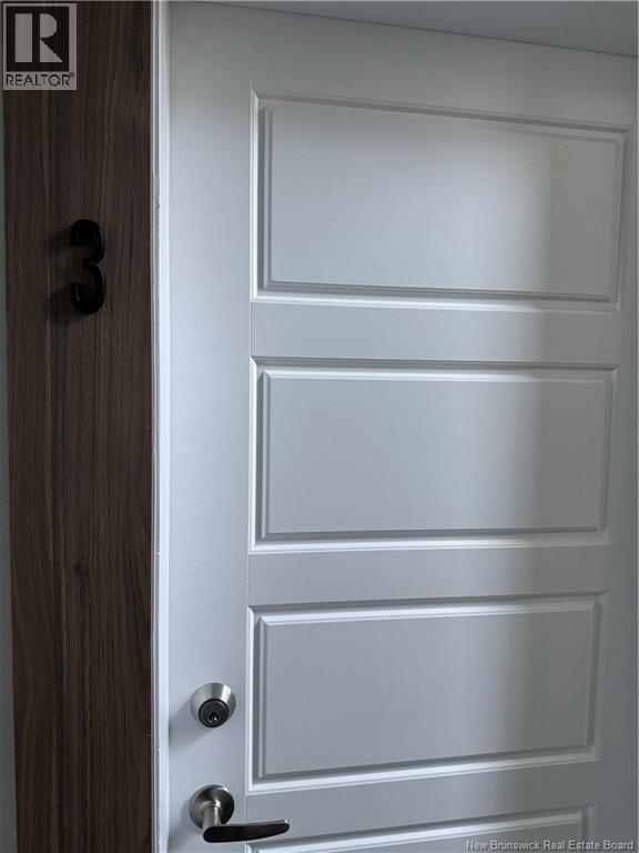 Photo du bâtiment - 96 Purdy Ave