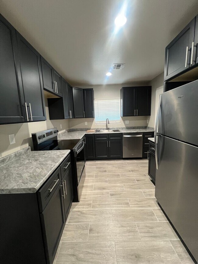 Foto del edificio - 4011 S 24th St