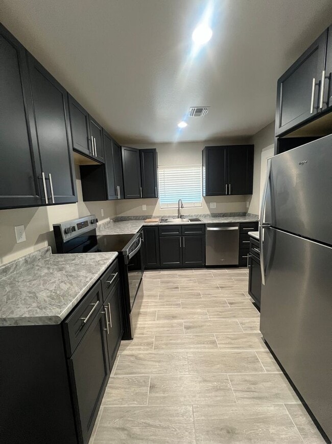 Building Photo - 4011 S 24th St