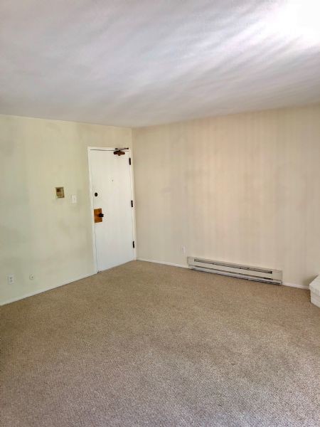 Building Photo - 30 Rosemont Pl
